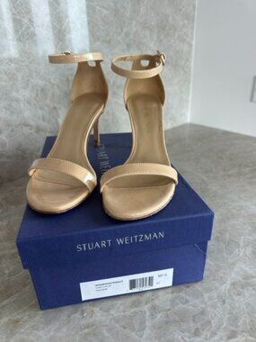 Stuart Weitzman Nunaked Straight Beige Patent Ankle Strap Heels Sz 7.5